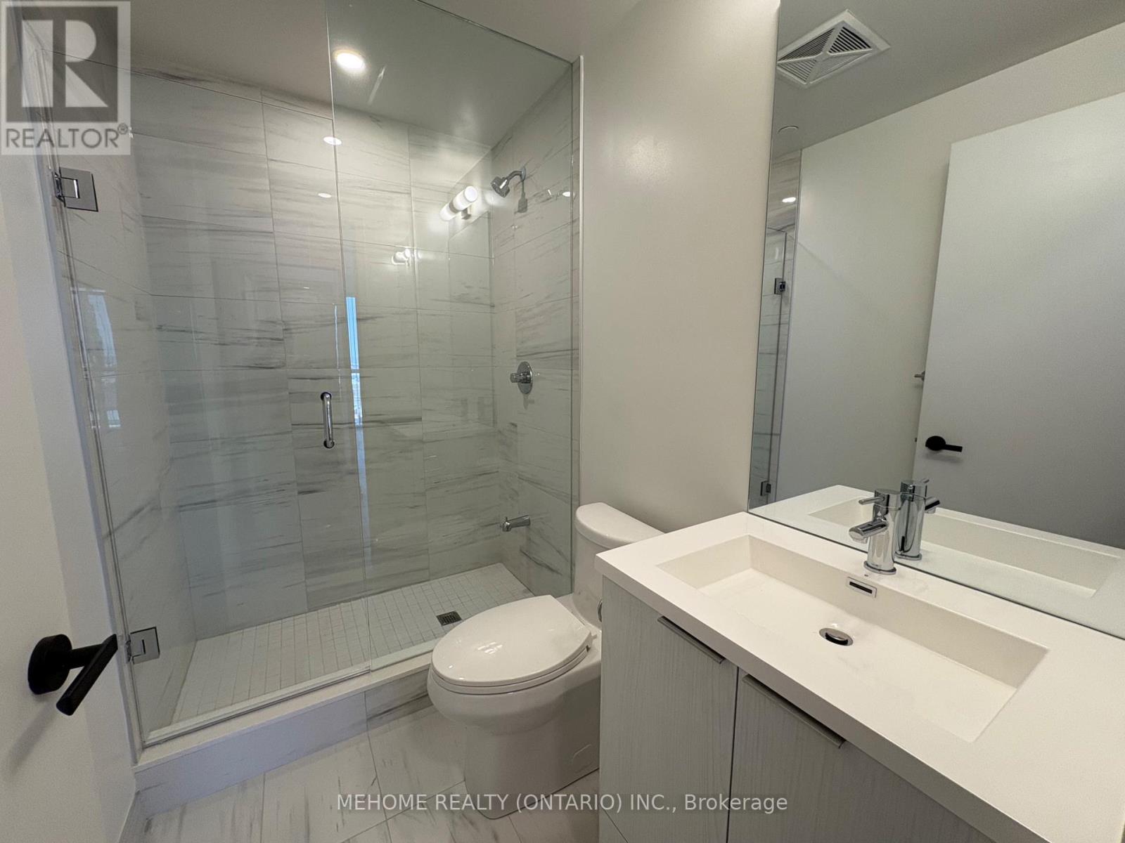 1902 - 8 Interchange Way, Vaughan, Ontario  L4K 0P8 - Photo 11 - N12558958