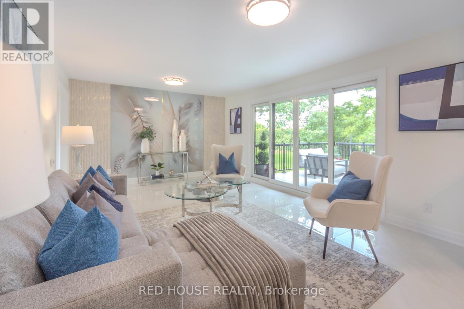 1253 Melton Drive, Mississauga, Ontario  L4Y 1L6 - Photo 14 - W12492246