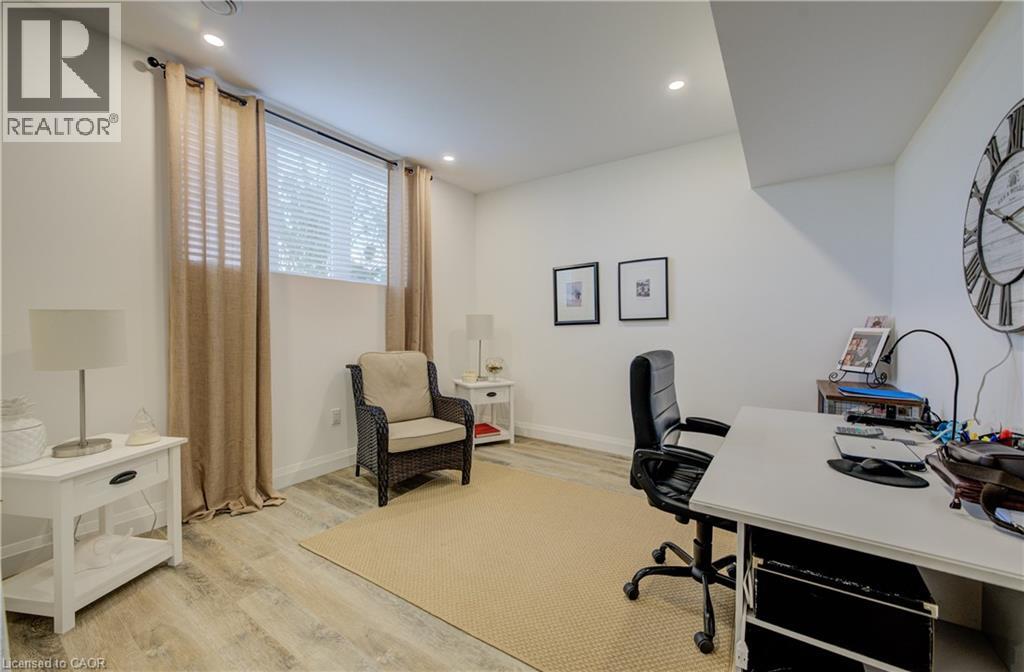 43711 Adelaide Street, Cranbrook, Ontario N0G 1H0 - Photo 33 - 40789629