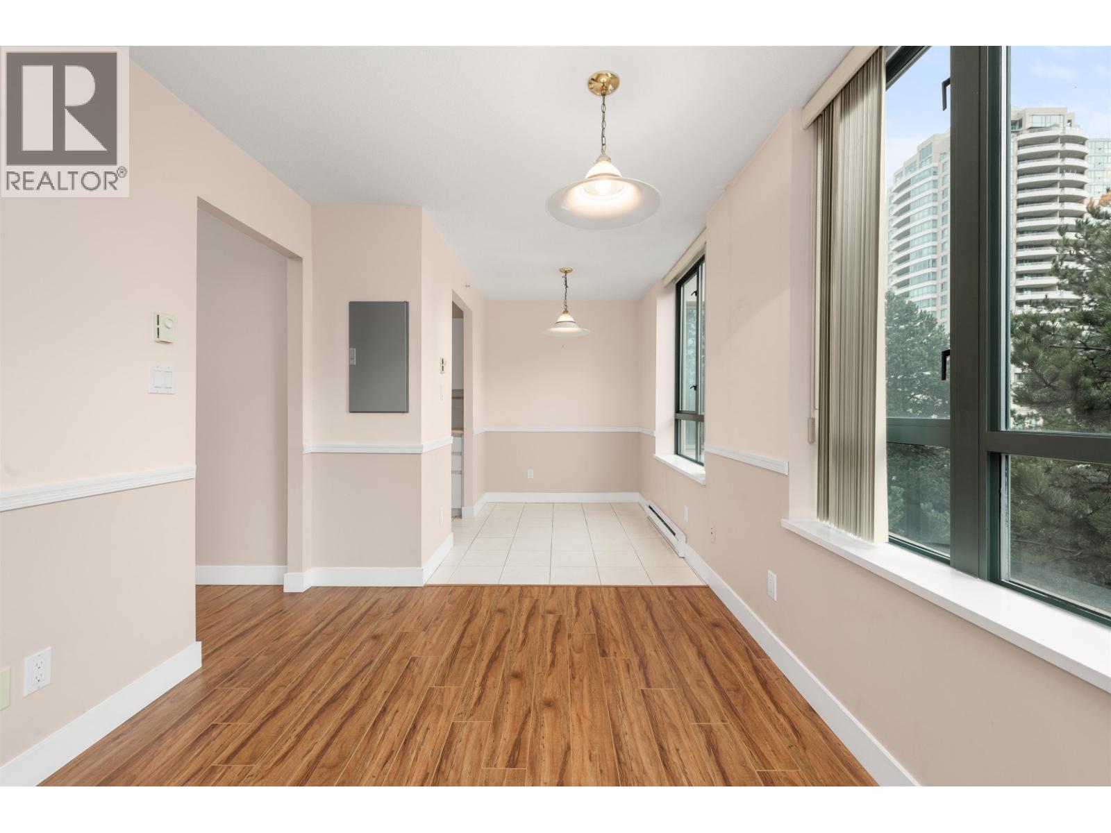 306 6622 Southoaks Crescent, Burnaby, British Columbia  V5E 4K2 - Photo 11 - R3043733