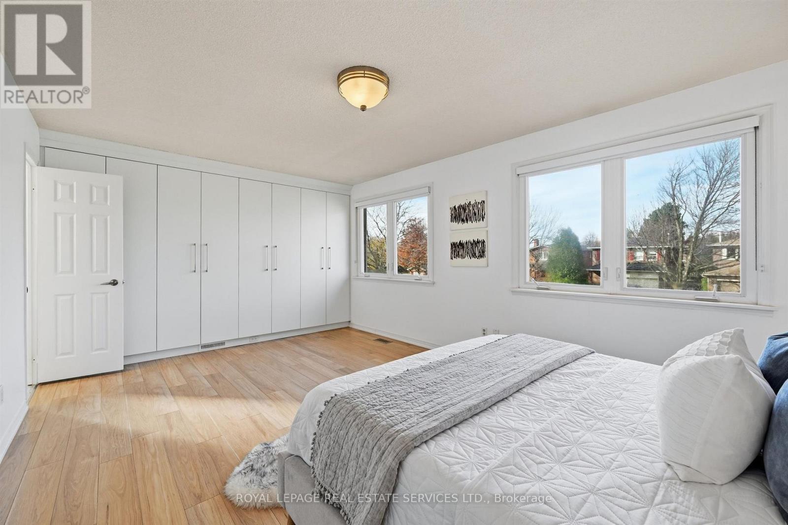 426 Parkridge Crescent, Oakville, Ontario  L6M 1B2 - Photo 23 - W12563594