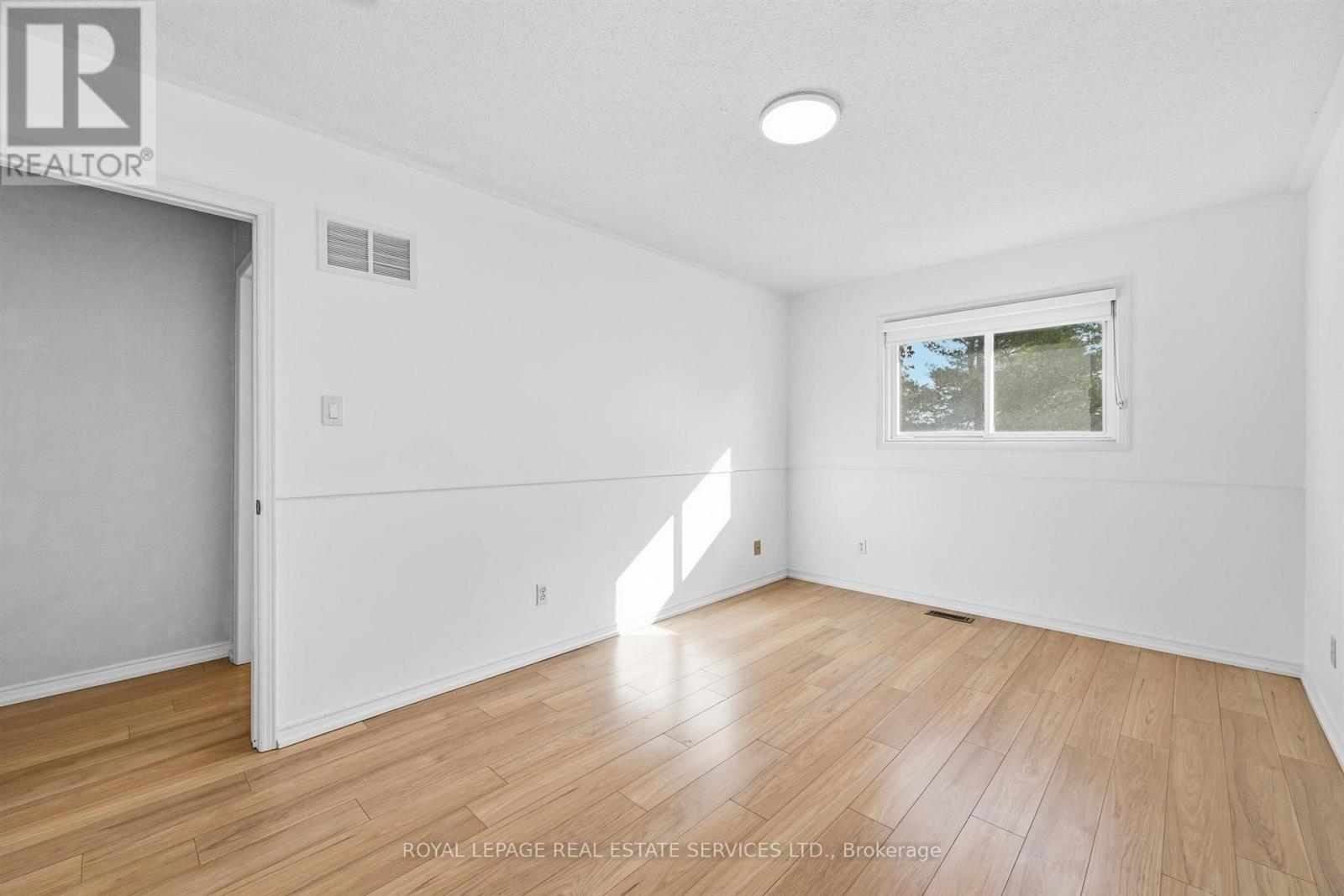 426 Parkridge Crescent, Oakville, Ontario  L6M 1B2 - Photo 31 - W12563594