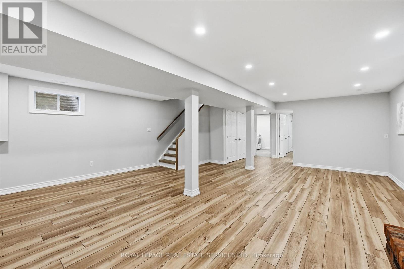 426 Parkridge Crescent, Oakville, Ontario  L6M 1B2 - Photo 35 - W12563594