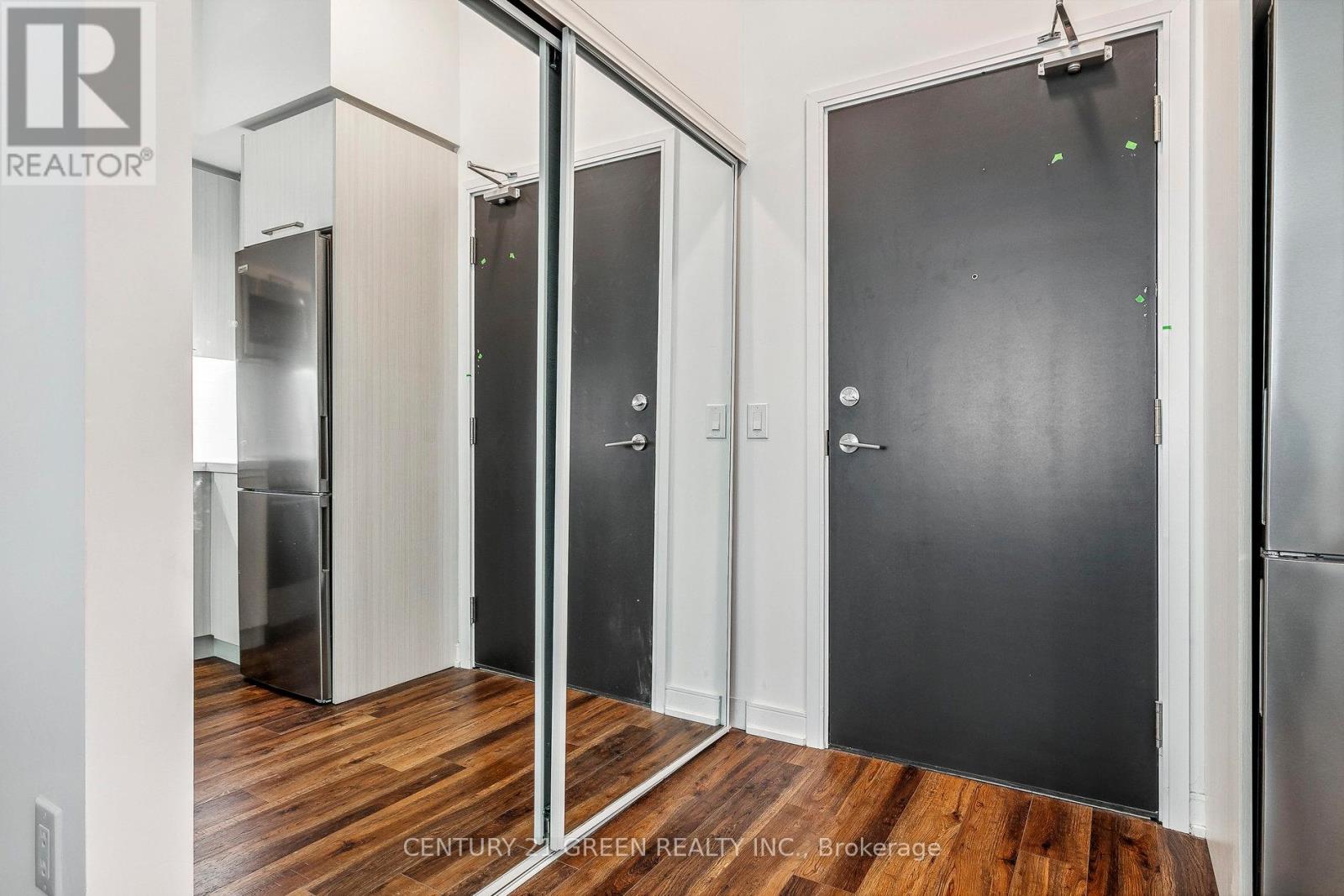 104 - 25 Neighbourhood Lane, Toronto, Ontario  M9Y 0C4 - Photo 9 - W12563632