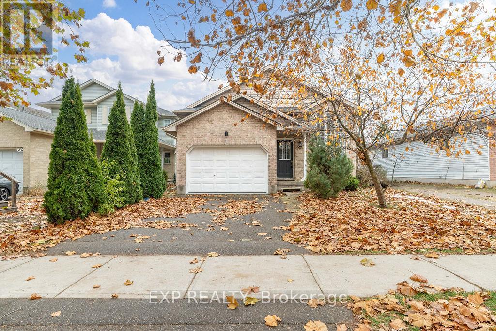 235 Fleming Drive, London East, Ontario  N5V 4Y8 - Photo 1 - X12563760