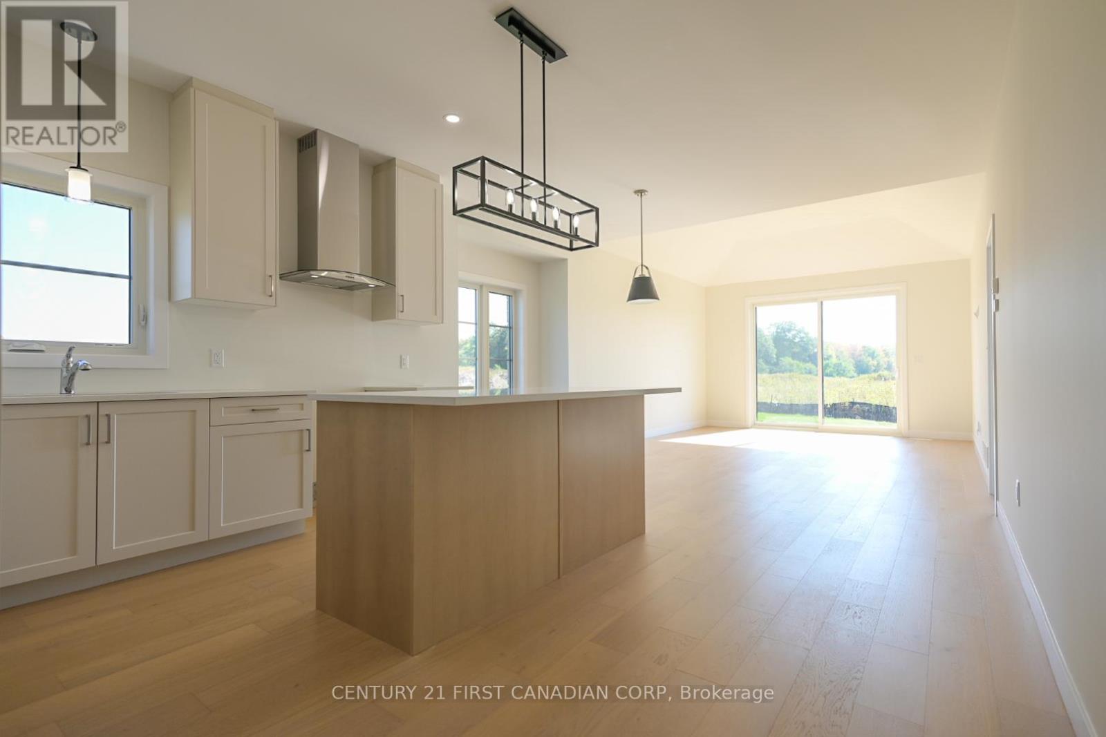 6673 Hayward Drive, London South, Ontario  N6P 0H7 - Photo 5 - X12563774