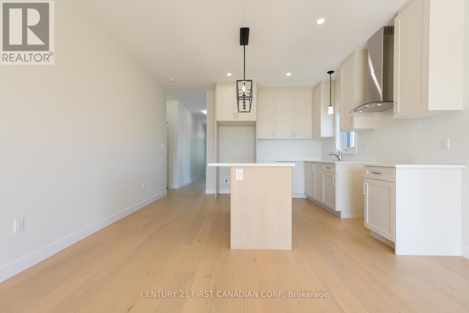 6673 Hayward Drive, London South, Ontario  N6P 0H7 - Photo 7 - X12563774