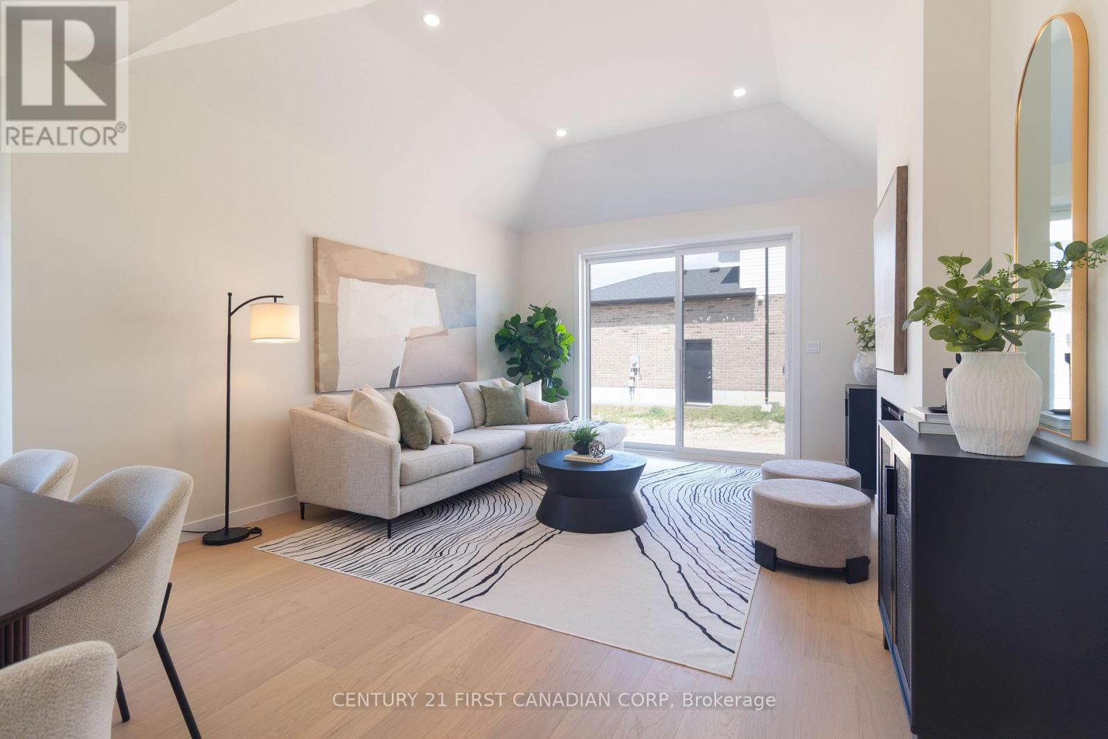 6694 Hayward Drive, London South, Ontario  N6P 0H7 - Photo 9 - X12563778