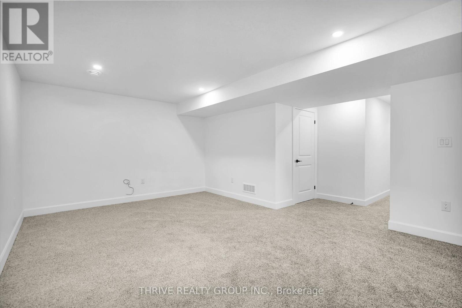 1 - 279 Hill Street, Central Elgin, Ontario  N5L 0C4 - Photo 37 - X12563870