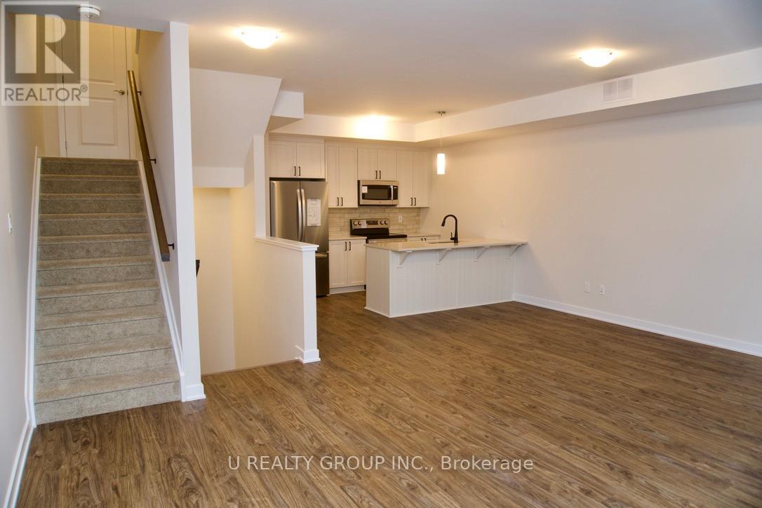 640 Corporal Private, Ottawa, Ontario  K1X 0M7 - Photo 6 - X12563716