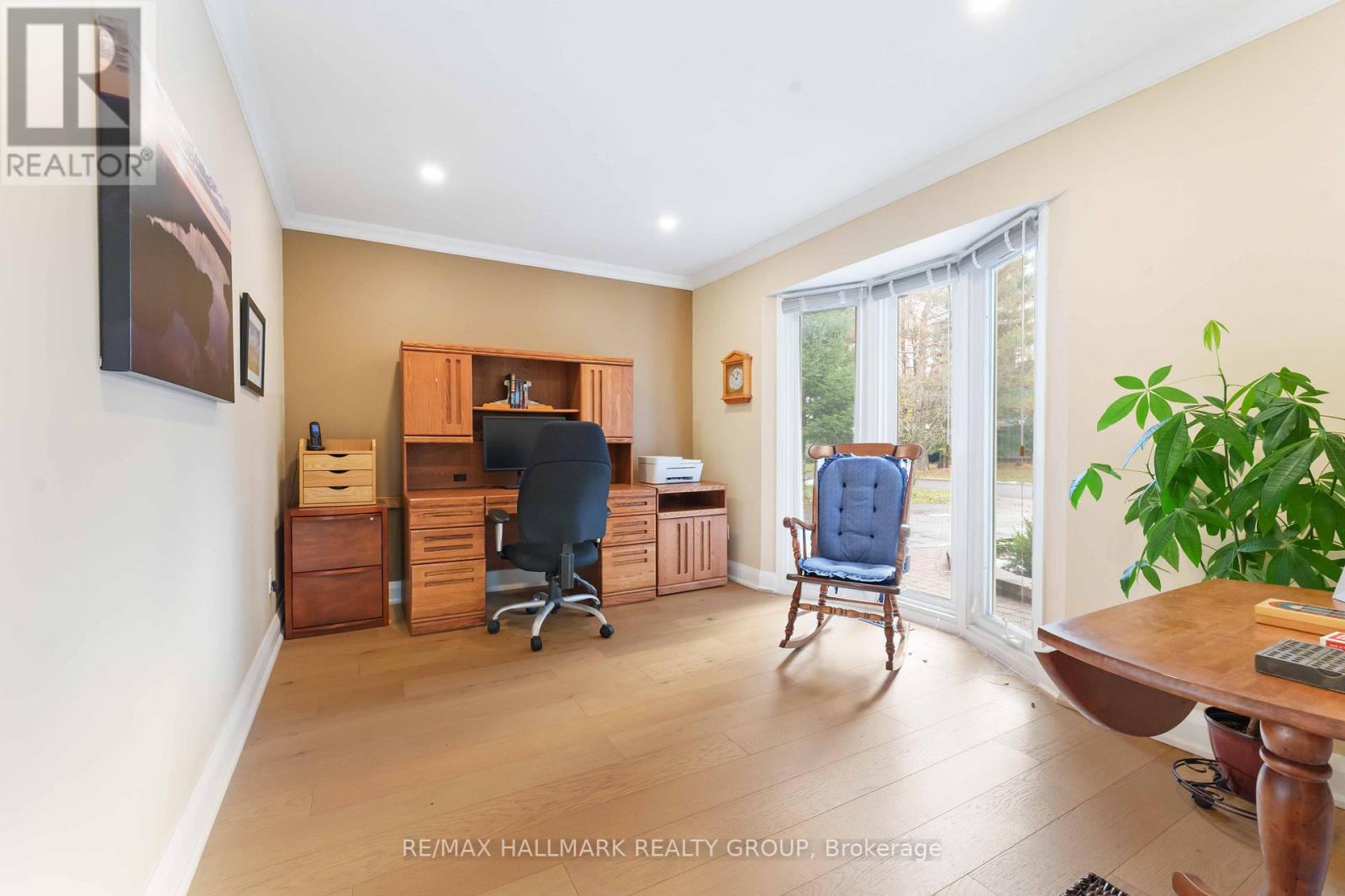 19 Kingsford Crescent, Ottawa, Ontario  K2K 1T5 - Photo 17 - X12563730