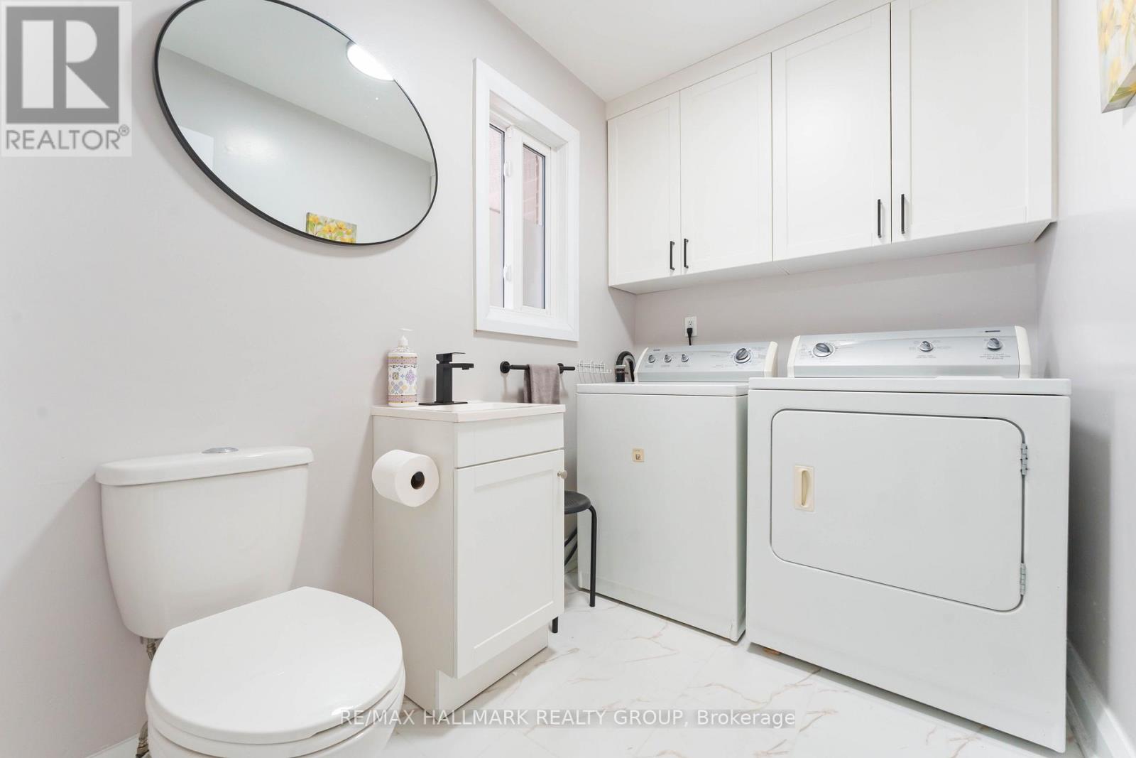 19 Kingsford Crescent, Ottawa, Ontario  K2K 1T5 - Photo 18 - X12563730