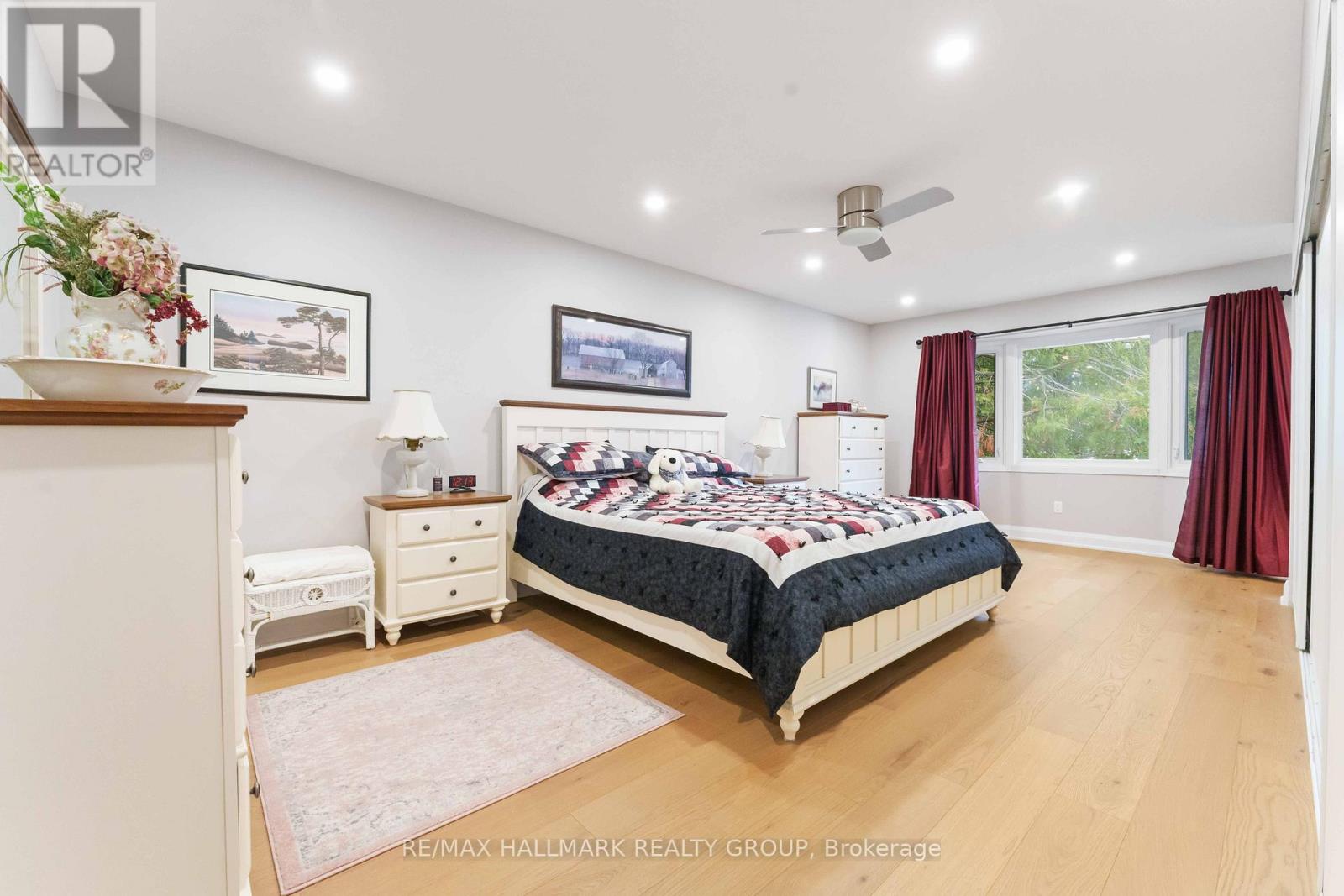 19 Kingsford Crescent, Ottawa, Ontario  K2K 1T5 - Photo 19 - X12563730