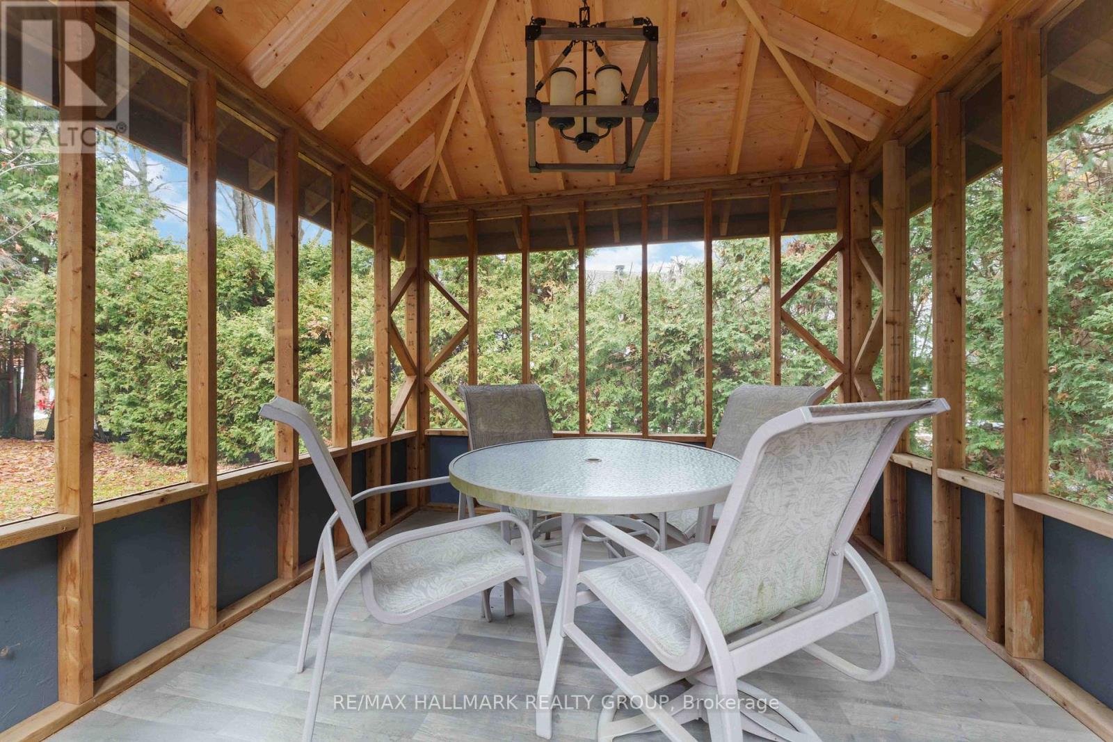 19 Kingsford Crescent, Ottawa, Ontario  K2K 1T5 - Photo 28 - X12563730