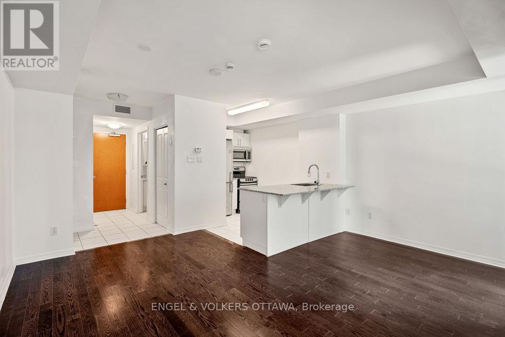 408 - 195 Besserer Street, Ottawa, Ontario K1N 0B6 - Photo 4 - X12563740