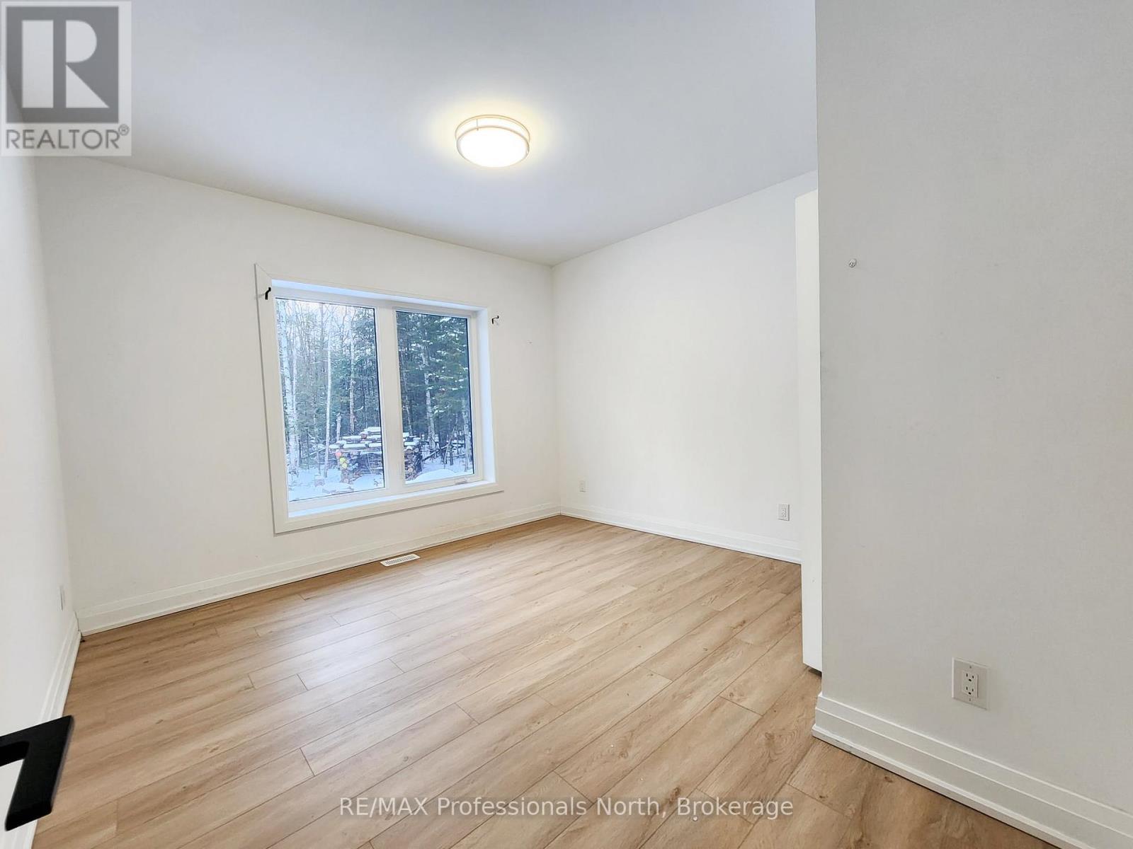 274 Echo Ridge Road, Kearney, Ontario  P0A 1M0 - Photo 11 - X12545604