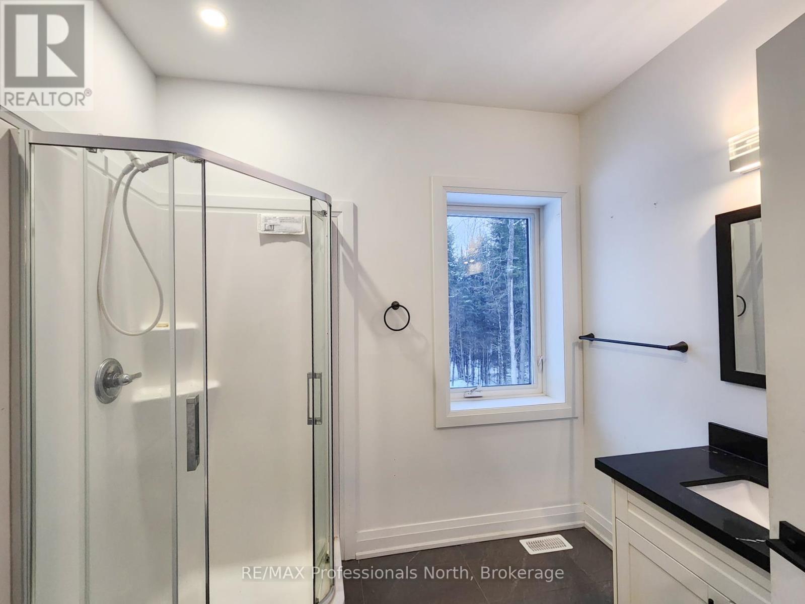 274 Echo Ridge Road, Kearney, Ontario  P0A 1M0 - Photo 16 - X12545604