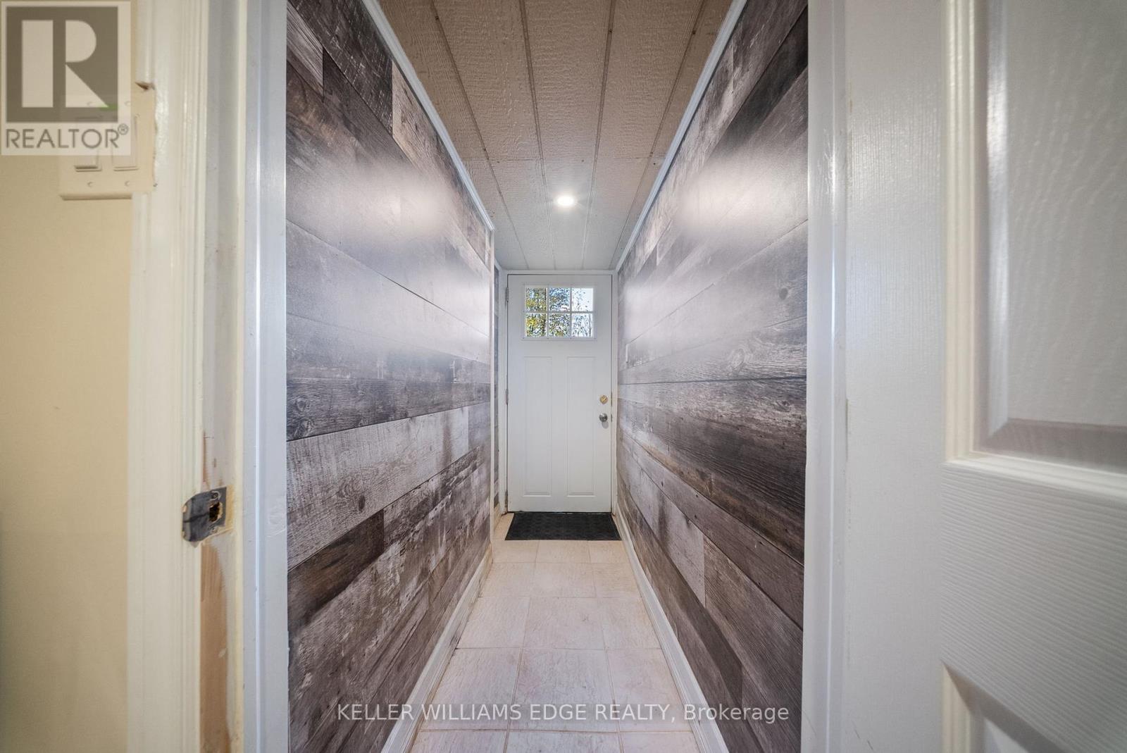 23 Wexford Avenue N, Hamilton, Ontario  L8H 4M2 - Photo 14 - X12563596