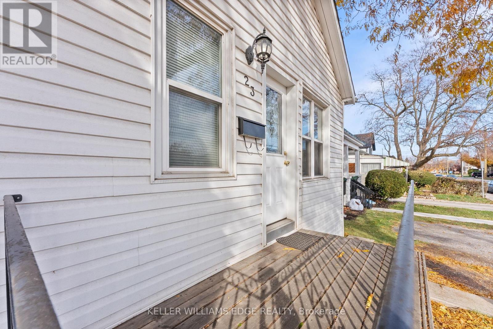 23 Wexford Avenue N, Hamilton, Ontario  L8H 4M2 - Photo 5 - X12563596