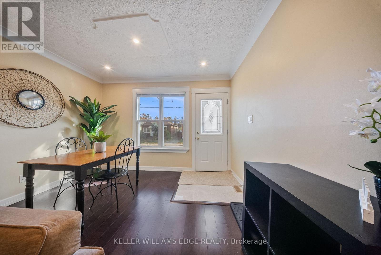 23 Wexford Avenue N, Hamilton, Ontario  L8H 4M2 - Photo 6 - X12563596