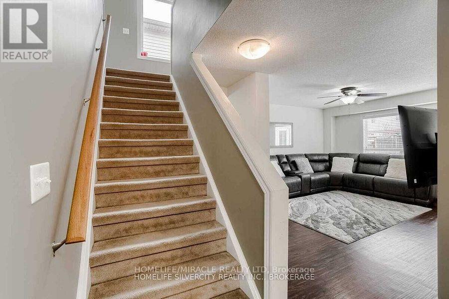 Uppers Exclude Basement - 19 Patterson Drive, North Dumfries, Ontario  N0B 1E0 - Photo 21 - X12563604