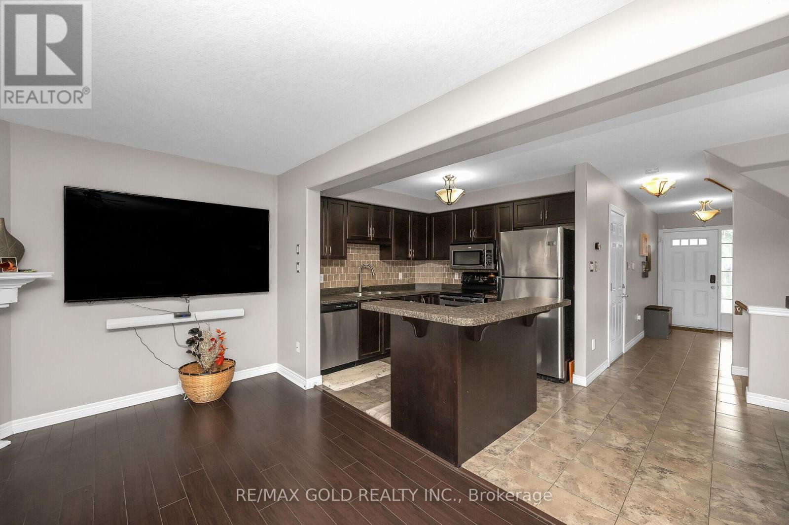 31 Donald Bell Drive, Hamilton, Ontario  L0R 1C0 - Photo 10 - X12563682