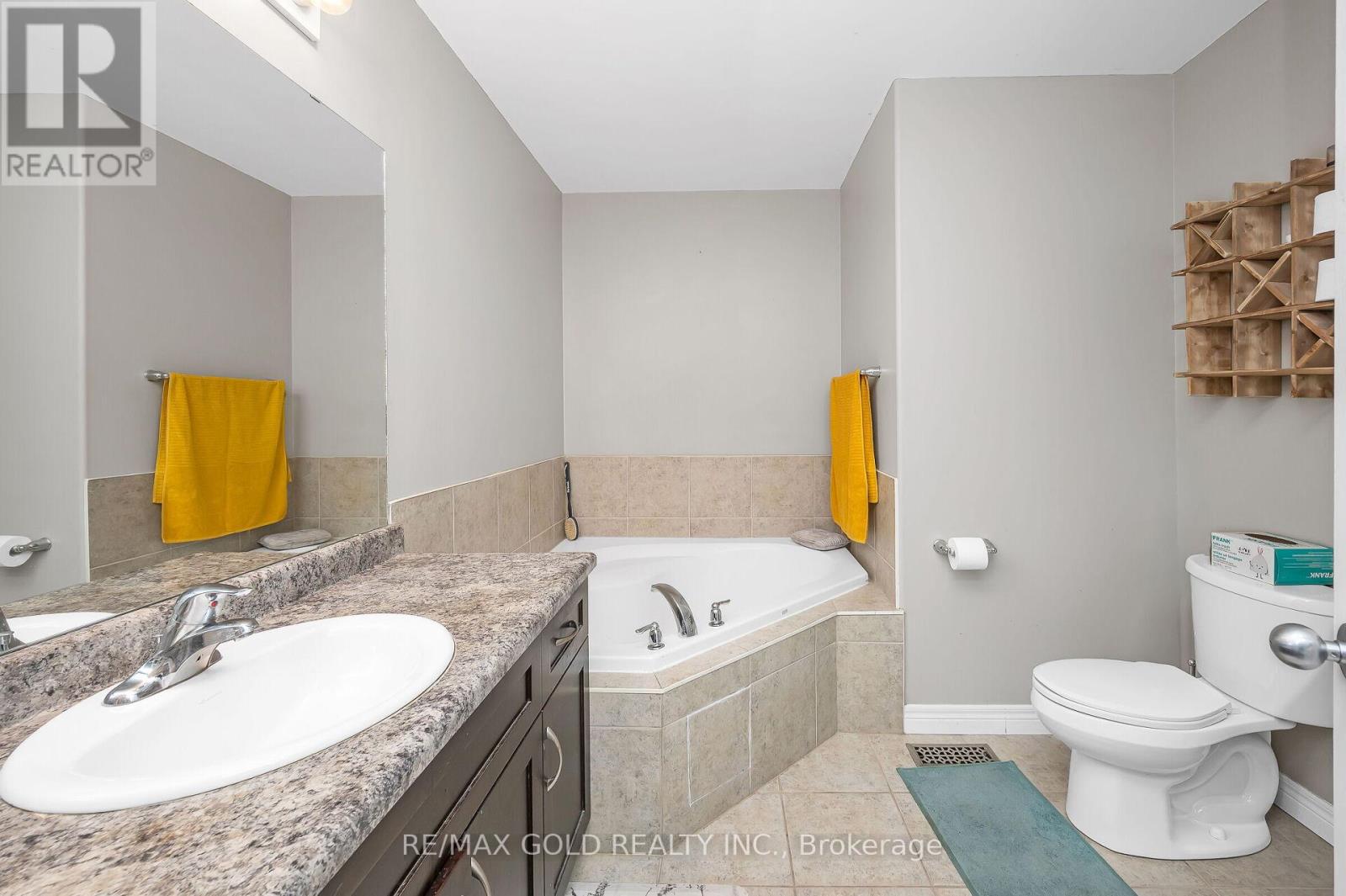 31 Donald Bell Drive, Hamilton, Ontario  L0R 1C0 - Photo 21 - X12563682