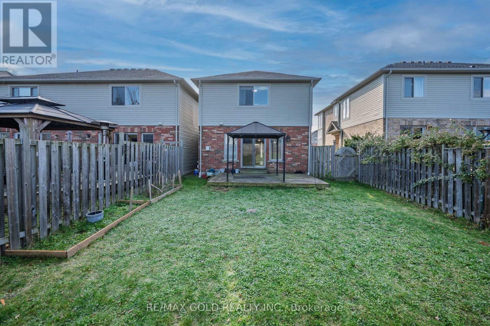 31 Donald Bell Drive, Hamilton, Ontario  L0R 1C0 - Photo 32 - X12563682