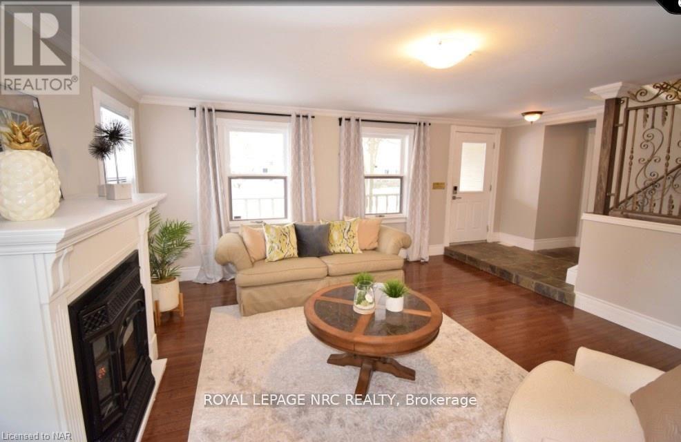 Front - 79 Johnson Street, Niagara-On-The-Lake, Ontario  L0S 1J0 - Photo 4 - X12563830