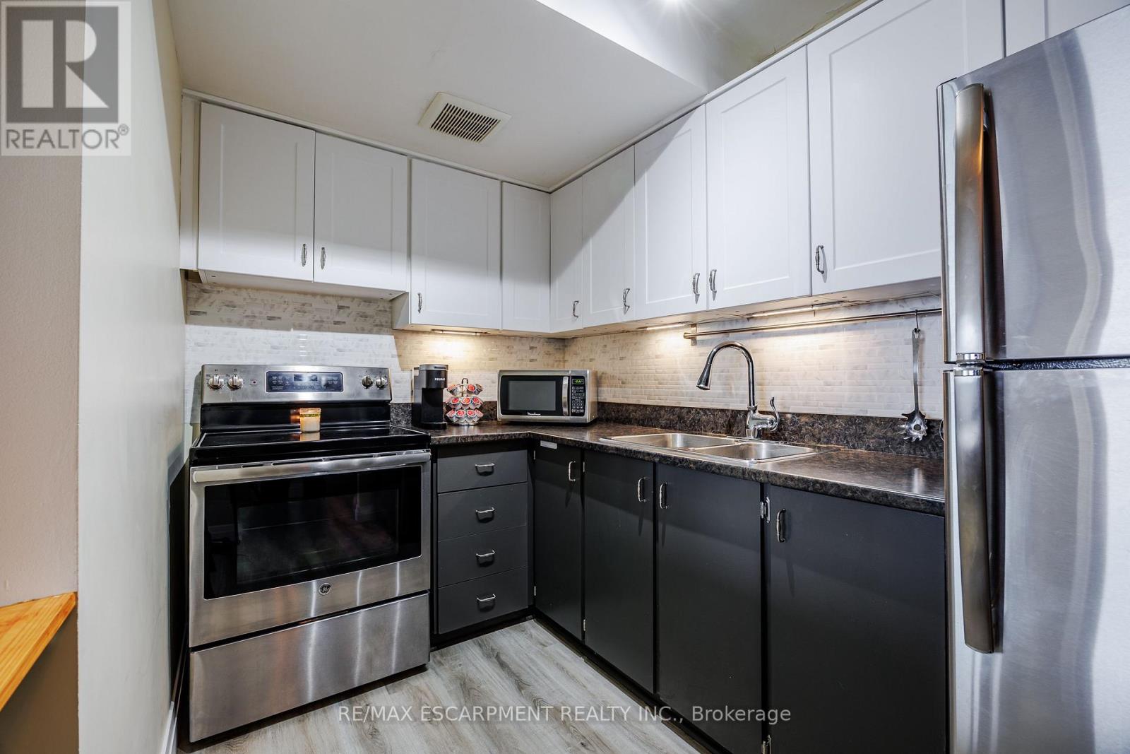 2604 - 150 Charlton Avenue E, Hamilton, Ontario  L8N 3X3 - Photo 9 - X12563876