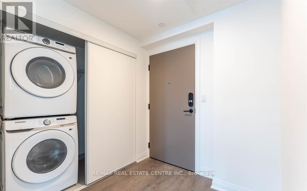 4207 - 4015 The Exchange Street E, Mississauga, Ontario  L5B 0N9 - Photo 19 - W12563598