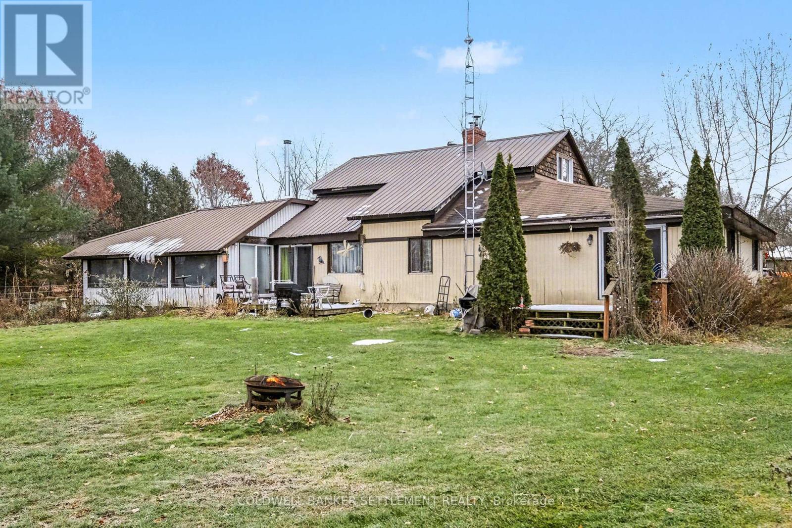 1092 Rideau Ferry Road, Drummond/north Elmsley, Ontario  K0G 1W0 - Photo 3 - X12563850