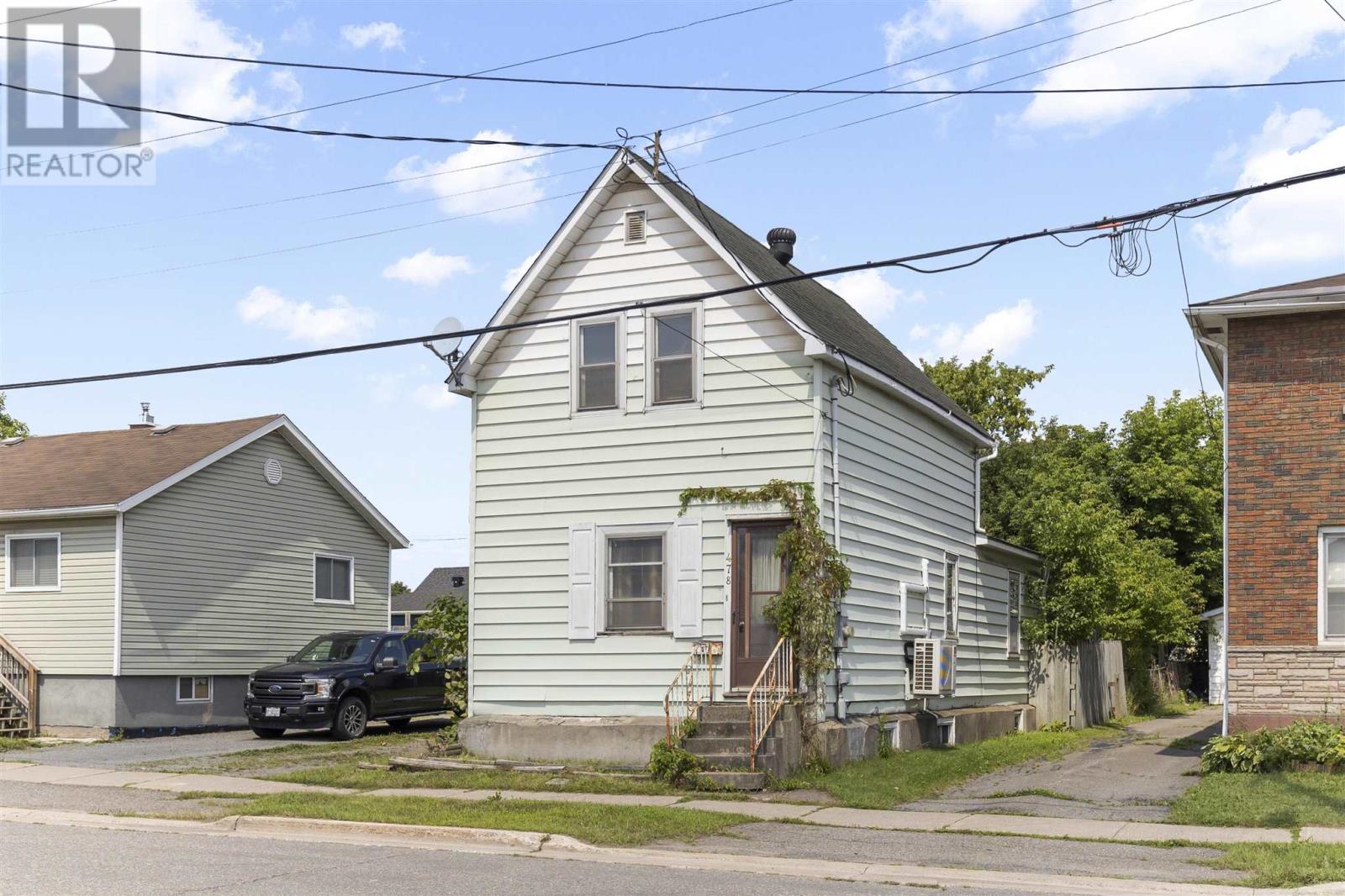 478 Douglas St, Sault Ste. Marie, Ontario  P6C 1T1 - Photo 2 - SM253306