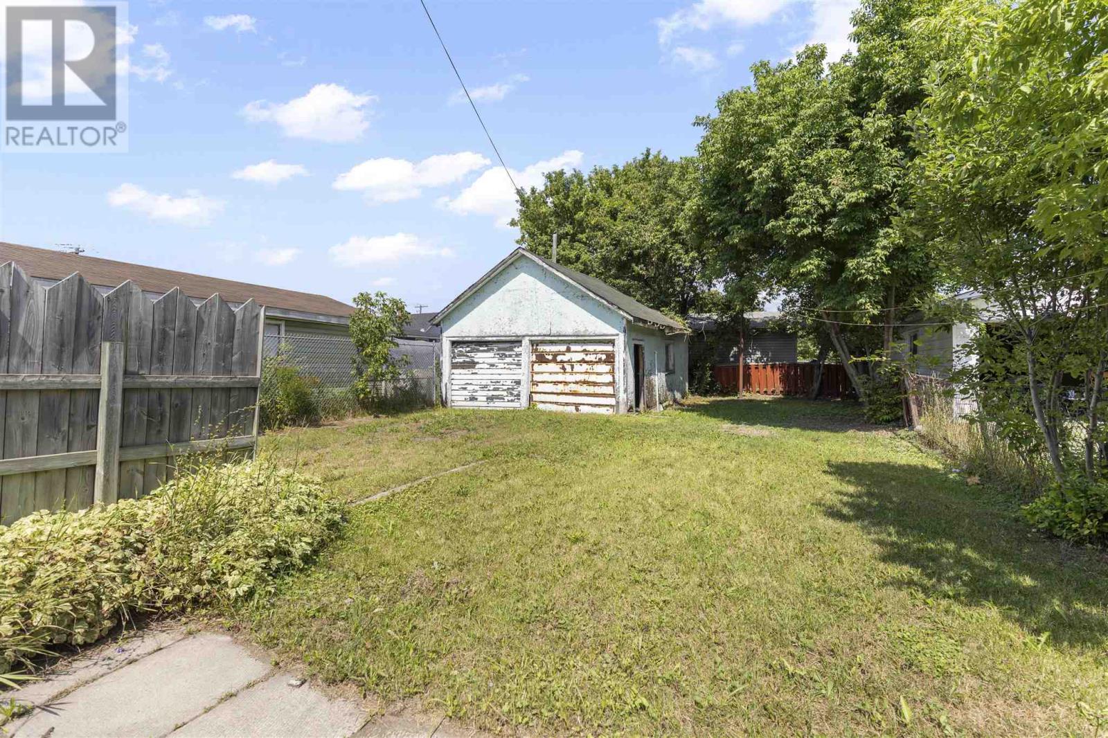 478 Douglas St, Sault Ste. Marie, Ontario  P6C 1T1 - Photo 4 - SM253306