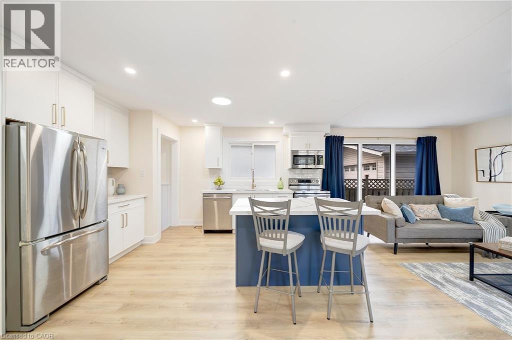 72 West 25th Street, Hamilton, Ontario  L9C 4X2 - Photo 16 - 40780495