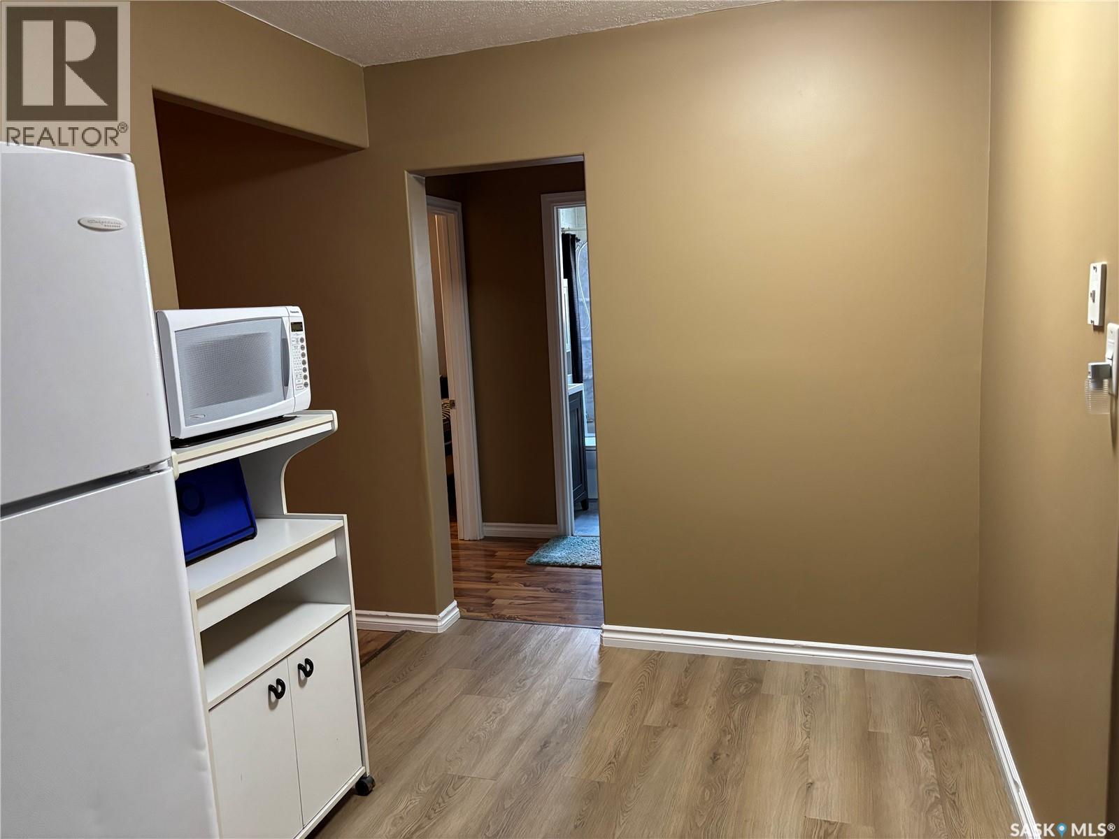 1048 Ominica Street E, Moose Jaw, Saskatchewan  S6H 0J3 - Photo 5 - SK019681