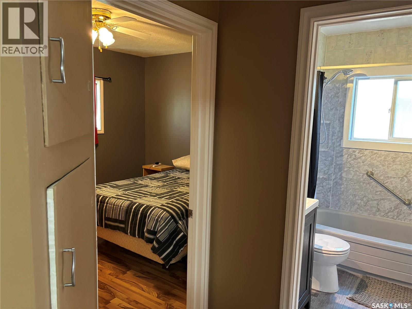 1048 Ominica Street E, Moose Jaw, Saskatchewan  S6H 0J3 - Photo 15 - SK019681