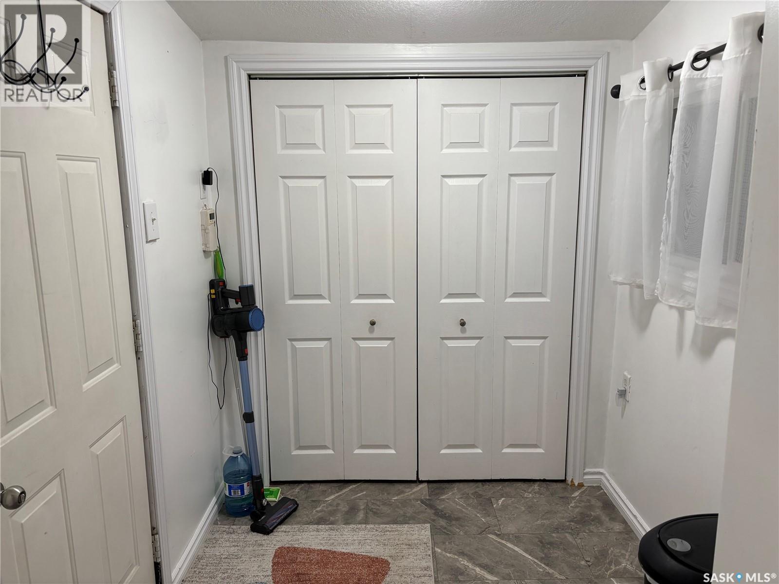 1048 Ominica Street E, Moose Jaw, Saskatchewan  S6H 0J3 - Photo 34 - SK019681