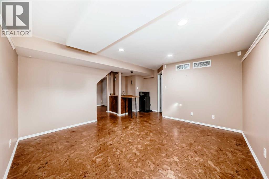 238 Bridleridge Way Sw, Calgary, Alberta  T2Y 4M6 - Photo 36 - A2266444