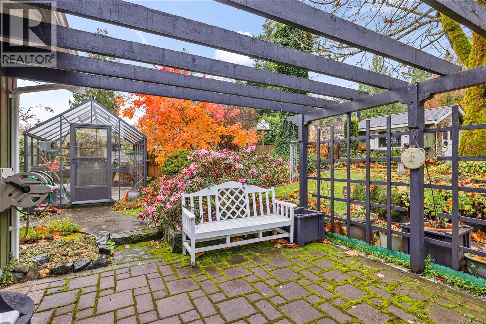 454 Crescent Rd W, Qualicum Beach, British Columbia  V9K 1J5 - Photo 14 - 1020235