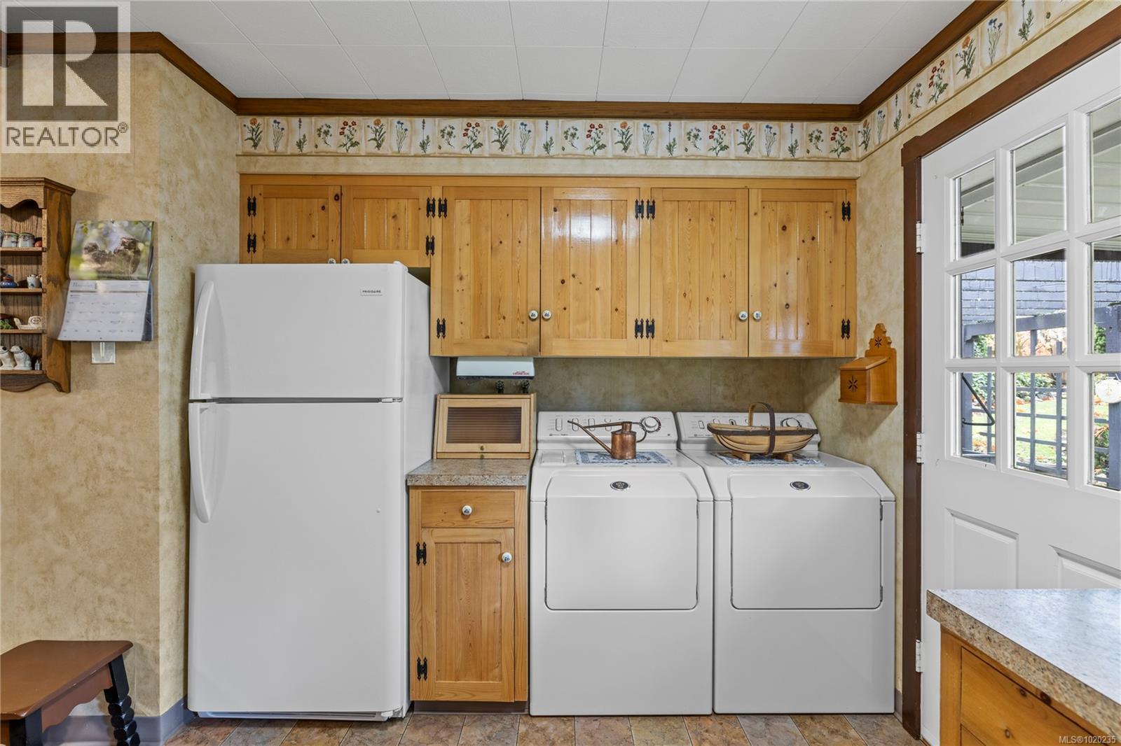 454 Crescent Rd W, Qualicum Beach, British Columbia  V9K 1J5 - Photo 17 - 1020235