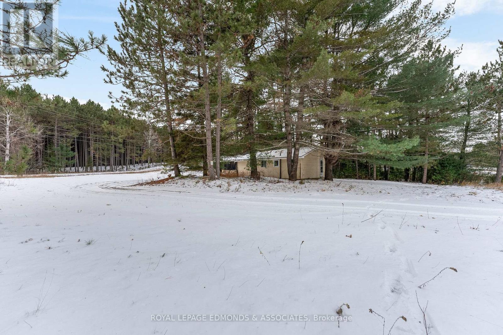 2815 Round Lake Road, Killaloe, Ontario  K0J 2J0 - Photo 4 - X12562600