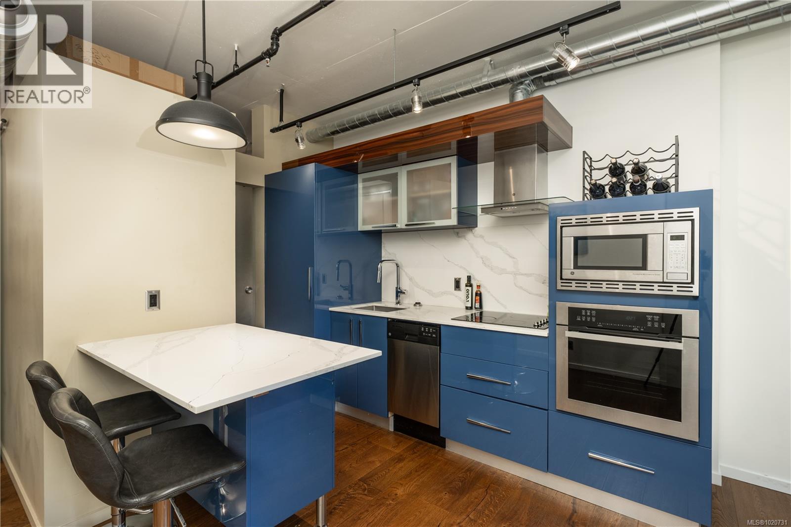 216 1029 View St, Victoria, British Columbia  V8V 0C9 - Photo 8 - 1020731