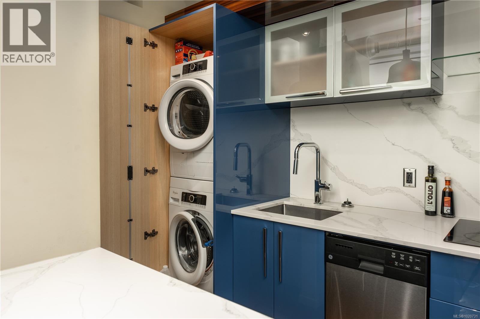 216 1029 View St, Victoria, British Columbia  V8V 0C9 - Photo 10 - 1020731