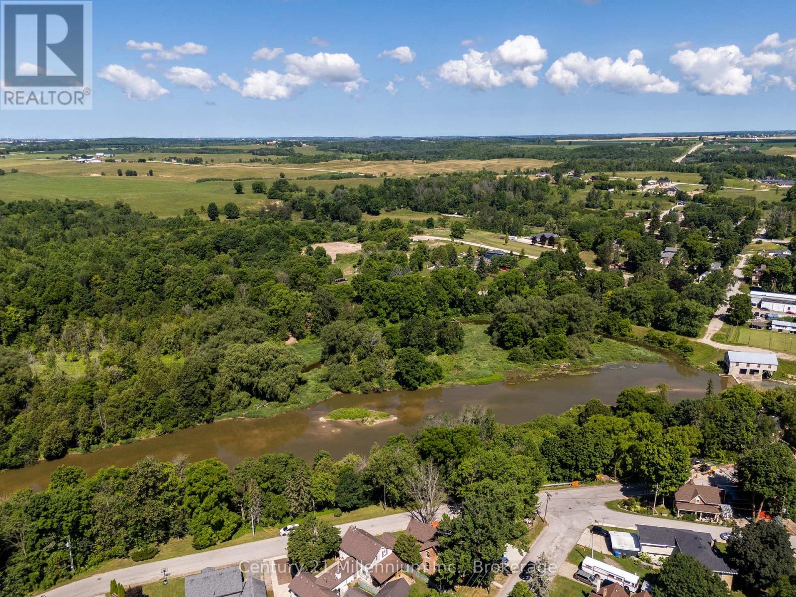 267 Mill Drive, Arran-Elderslie, Ontario  N0G 2N0 - Photo 9 - X12563714