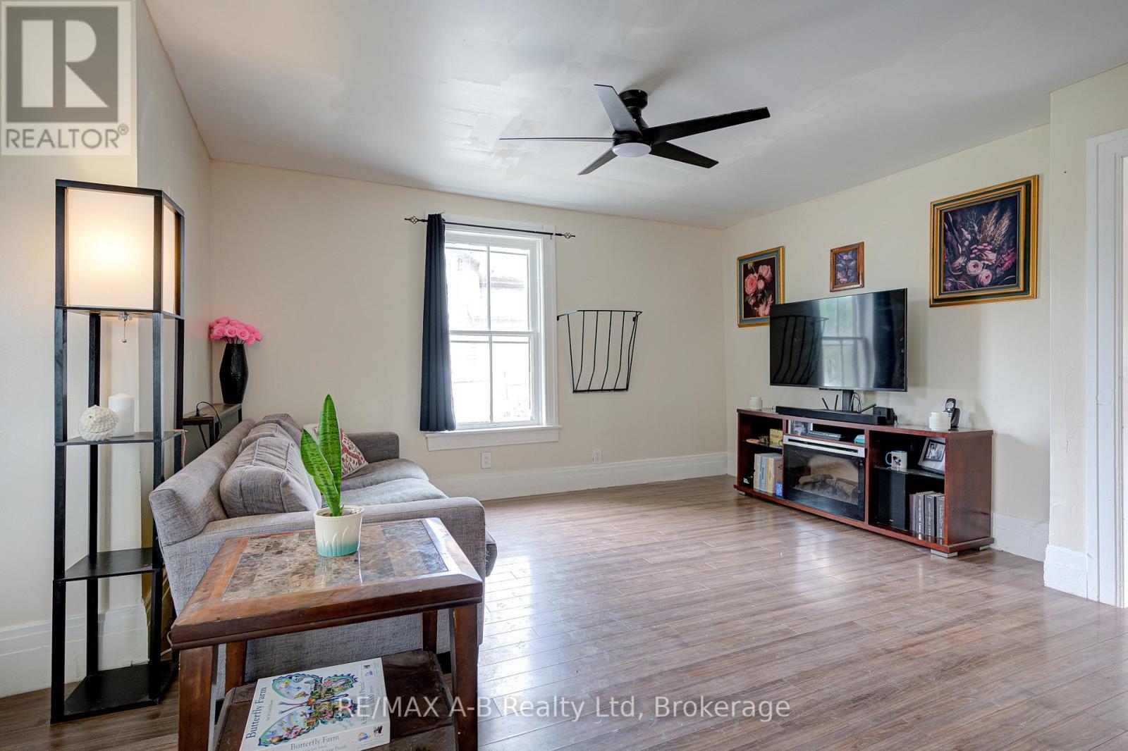 195936 19th Line, Zorra (Kintore), Ontario  N0M 2C0 - Photo 11 - X12563880