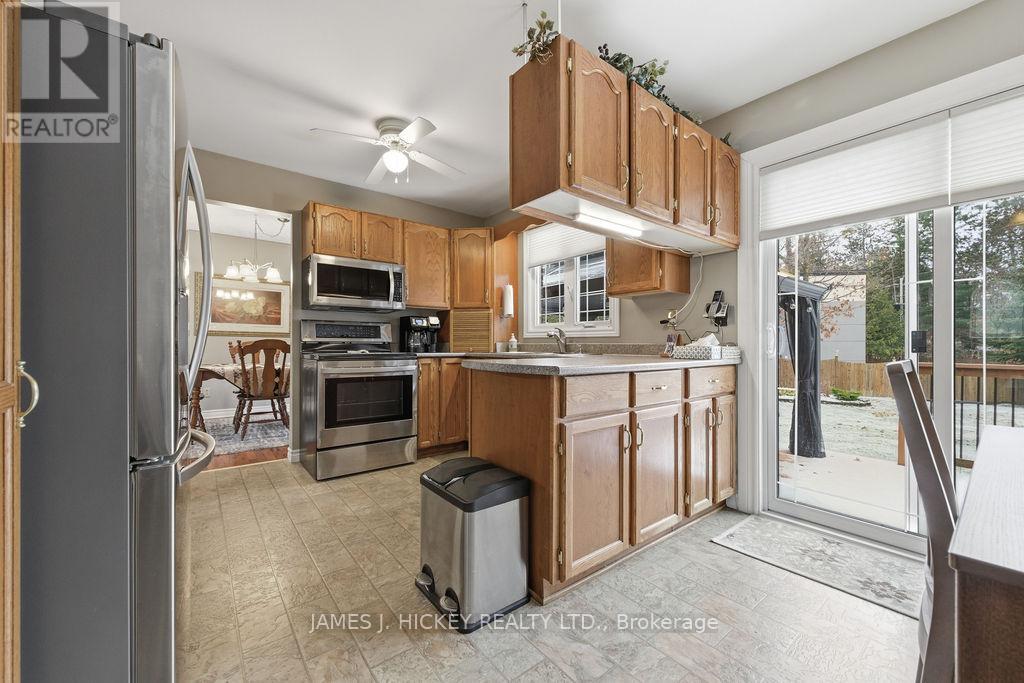 15 Tamarack Street, Deep River, Ontario  K0J 1P0 - Photo 11 - X12563694