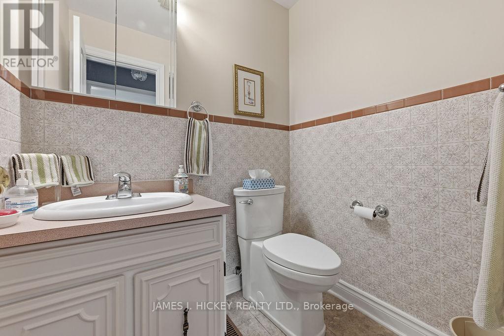 15 Tamarack Street, Deep River, Ontario  K0J 1P0 - Photo 19 - X12563694