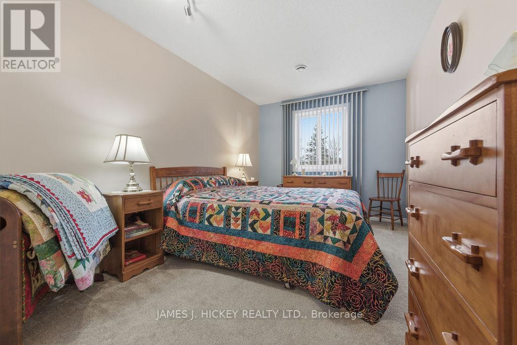 15 Tamarack Street, Deep River, Ontario  K0J 1P0 - Photo 29 - X12563694