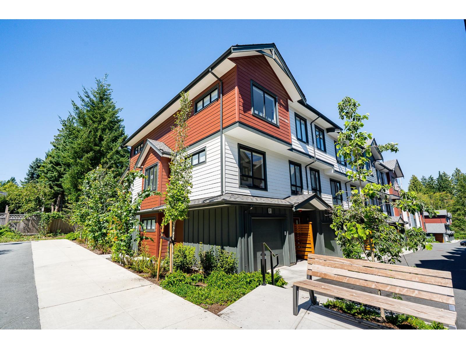 7 10527 155 STREET, Surrey, British Columbia